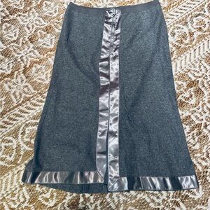 Elegant Gray Satin-Trimmed Skirt